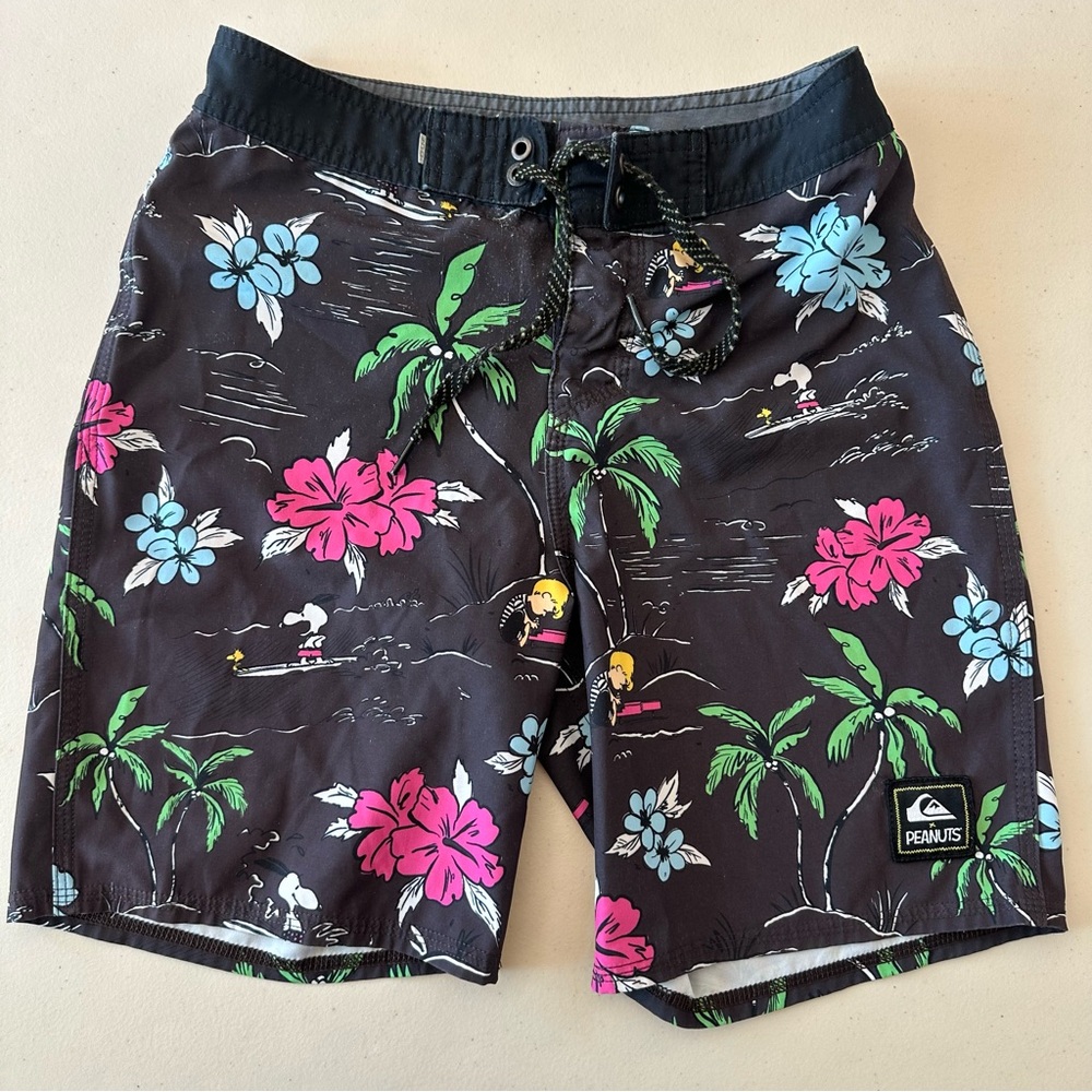 Quicksilver x Peanuts Swim Trunks  size 26/12